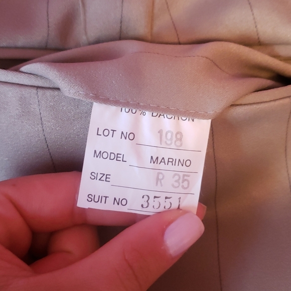 Men's Two Piece Suit - Picture 6 of 6